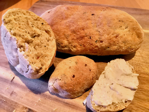 Frische Baguette-Brötchen aus der Heissluftfritteuse