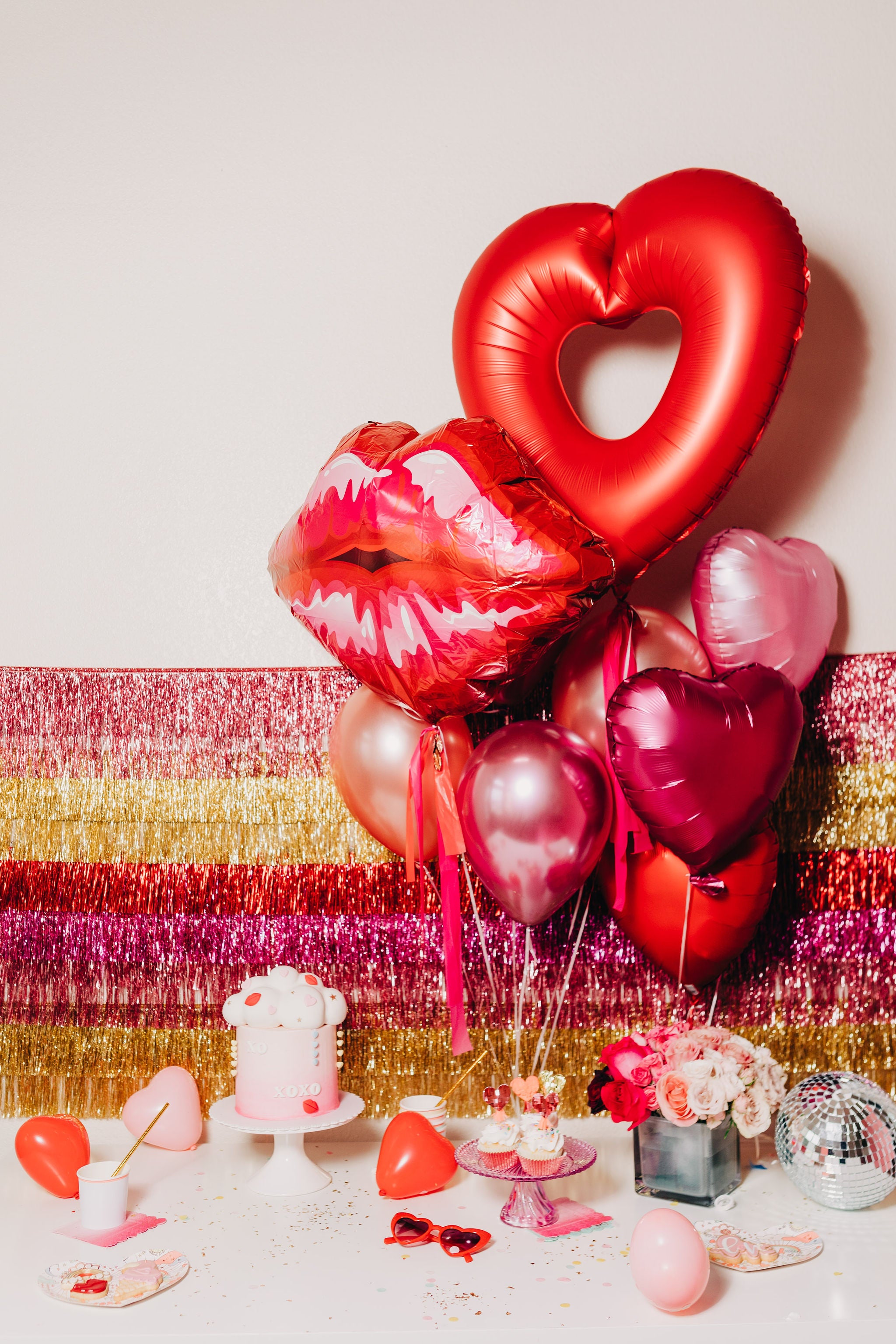 valentine's dessert table