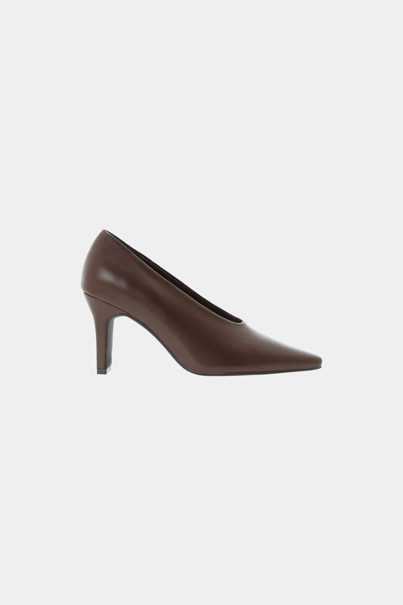 louren / pointed toe shape pumps | www.nov-ita.fr