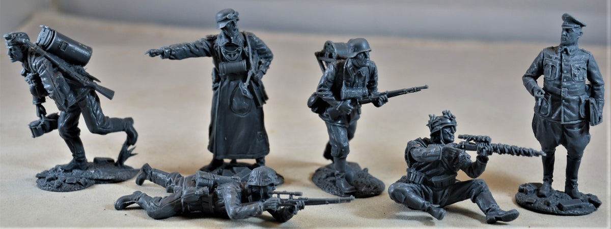 Details about   Plastic Platoon Toy Soldier WWII Wehrmacht Infantry Hunters and Prey Stalingrad 