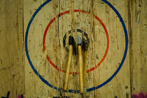 axe throwing target at lumberjaxe in ottawa ontario canada