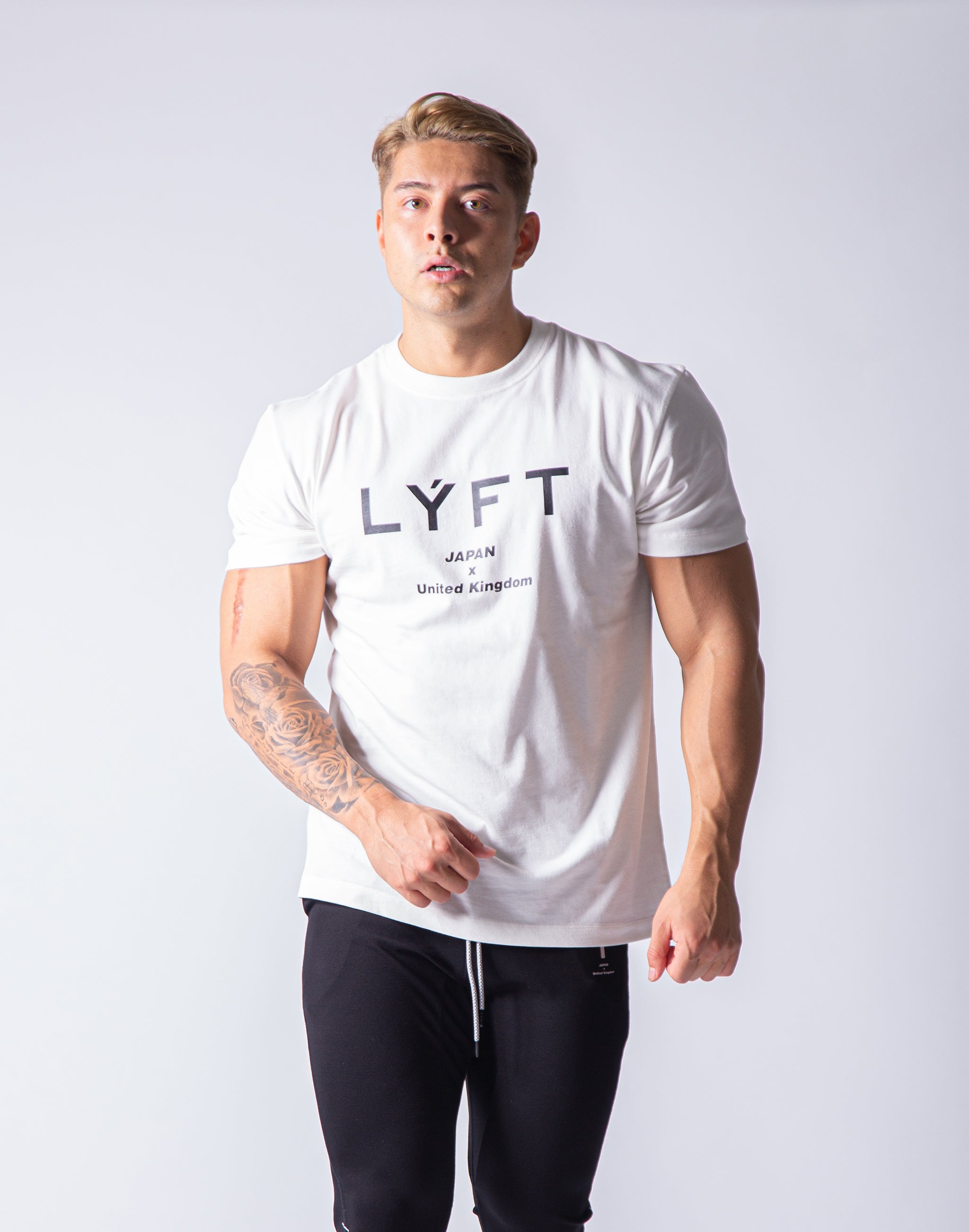 海外 LYFT Tシャツ Sサイズ tdh-latinoamerica.de