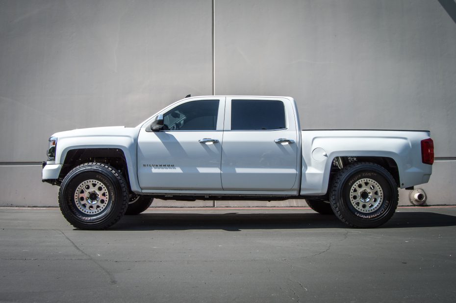 2018 chevy silverado fender