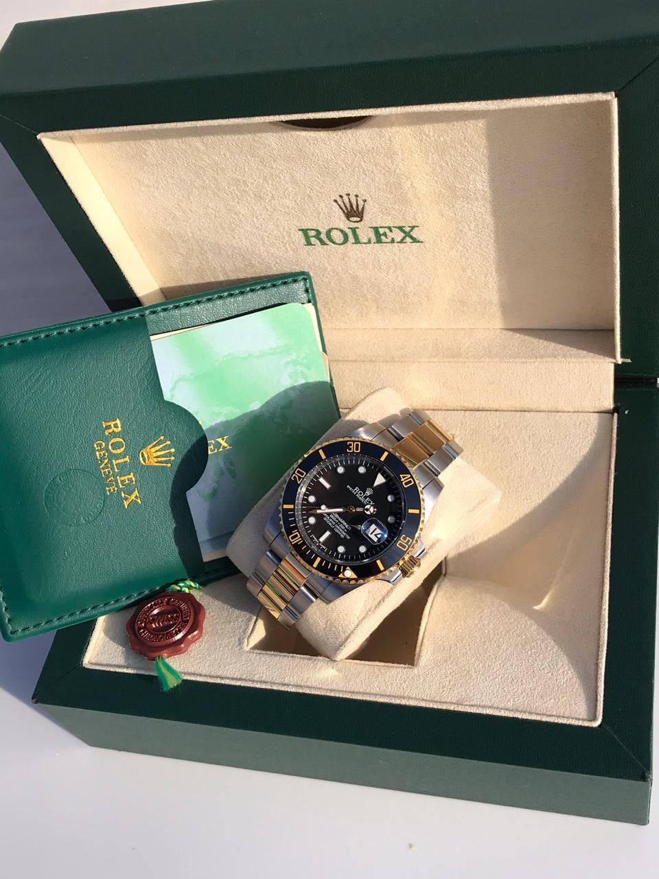 rolex bicolor submariner