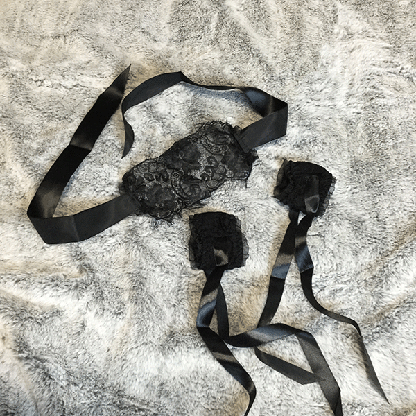 Lace Bondage Cuffs and Blindfold for Women