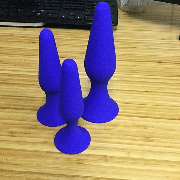 Suction cup butt plugs