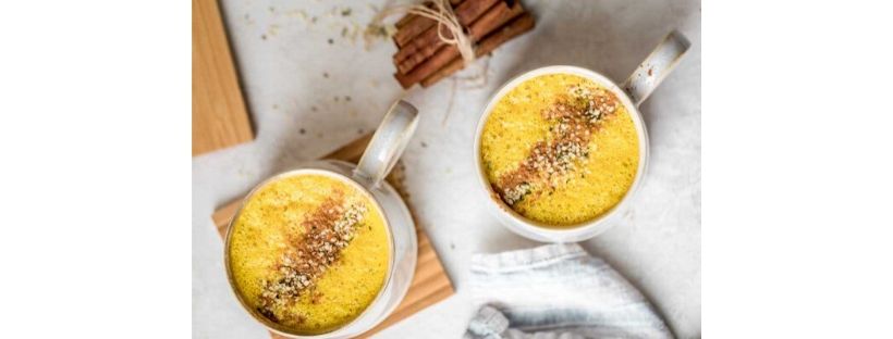 turmeric frothy latte