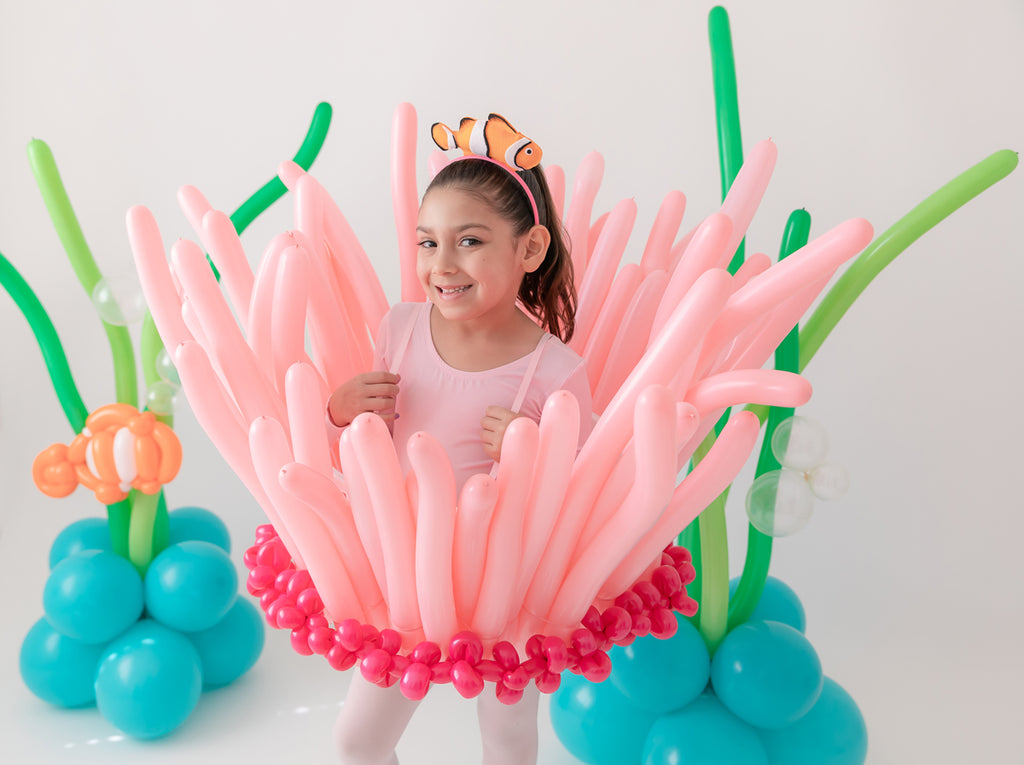 DIY Sea Anemone Balloon Costume