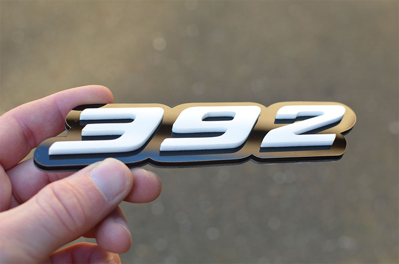 392 engine displacement badge