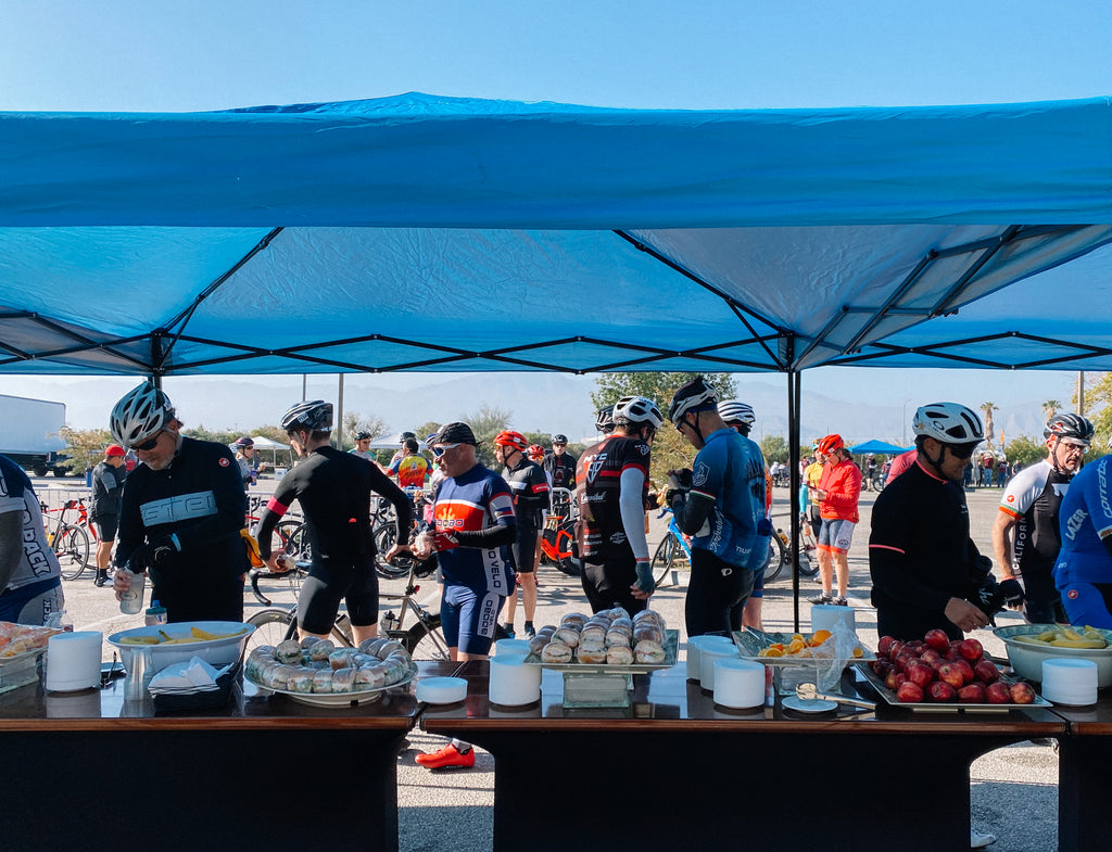 Lots of volunteers working the rest stops.