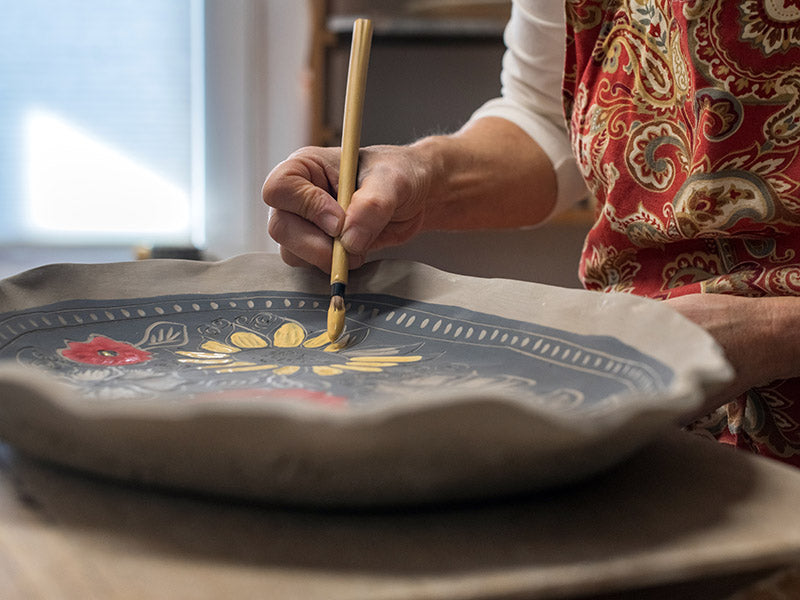 Sgraffito pottery technique