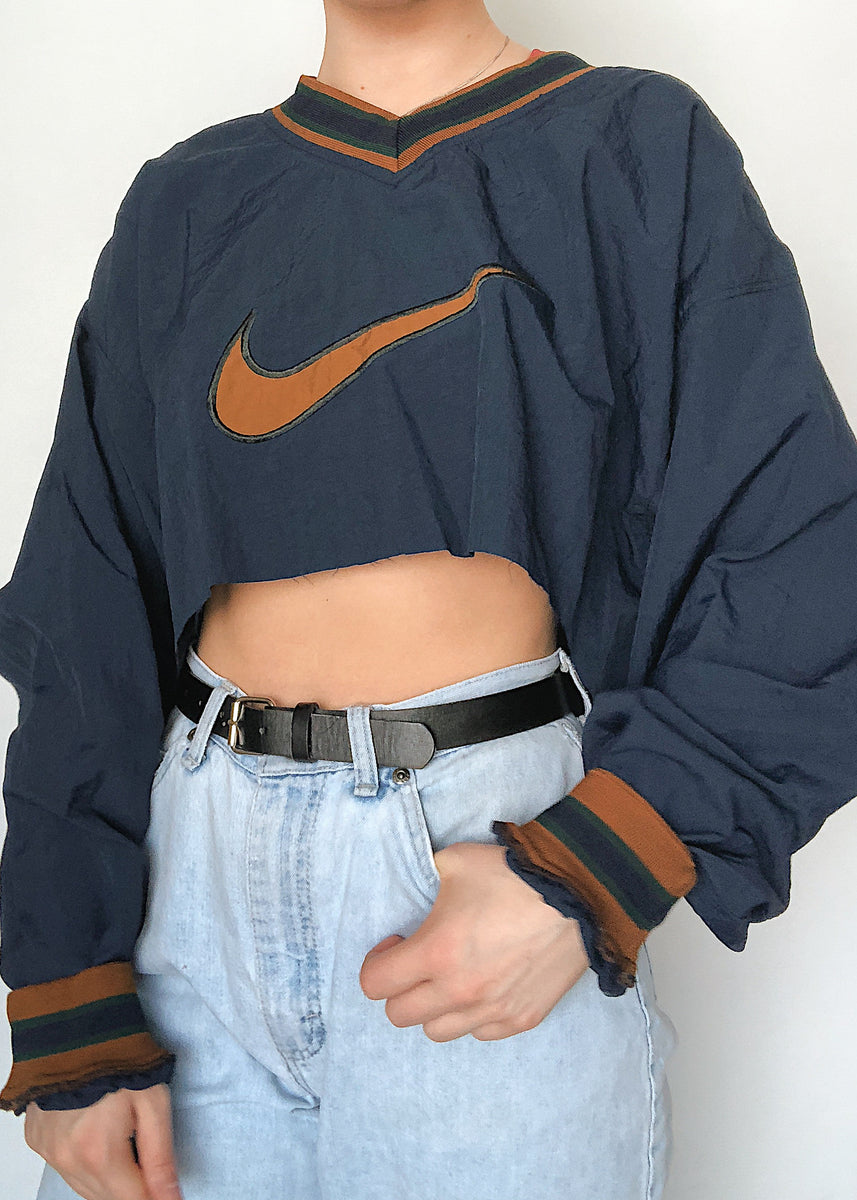 nike cropped windbreaker