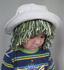 Funny diy yarn hair hat tutorial - easy halloween costume for kids