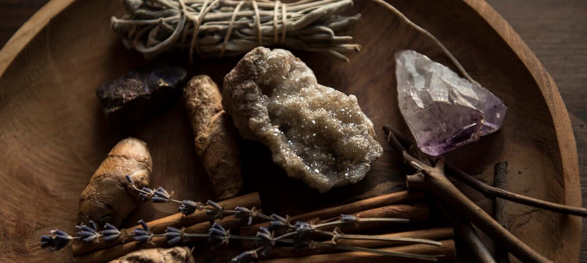 Sound Healing Tools Sage Stone Quartz Palo Santo Lavender for Meditation Ritual Flute