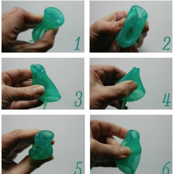 how to fold a menstrual cup