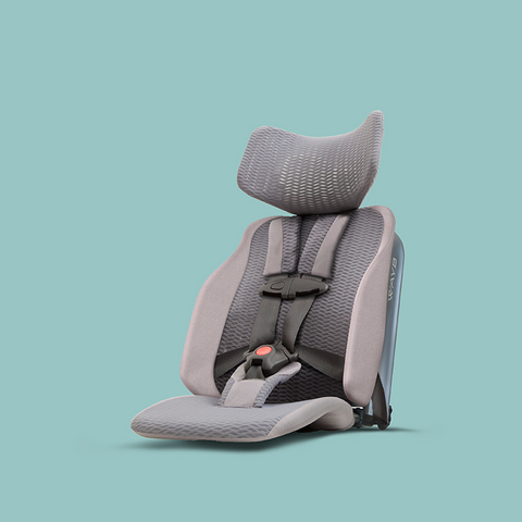 The WAYB Pico travel car seat is made of aluminum and technical fabric for ultralight safety