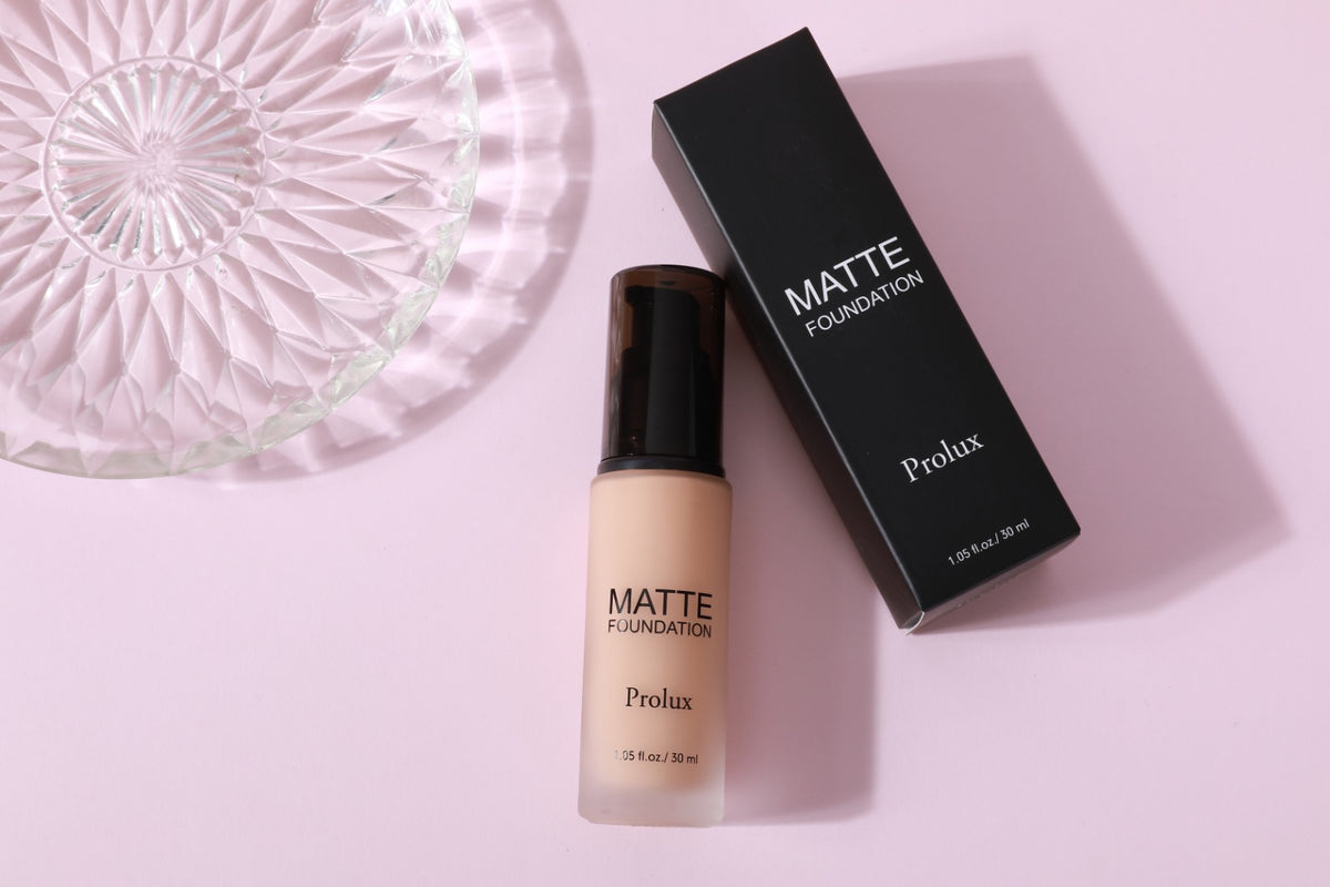 verbannen complexiteit mild Matte Foundation | Prolux Cosmetics