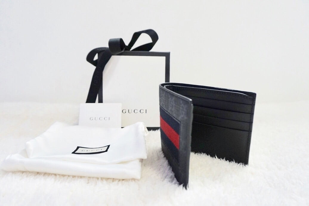 gucci gg supreme web wallet