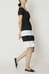 Black and White Paper Cotton Opposing Curves Short Sleeve Dress