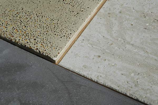 lime plaster, zero-voc, with glass pearls, muscovite, and vermiculite 