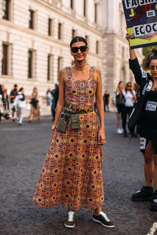 LFWSS20 Street Style: Classic choker necklace