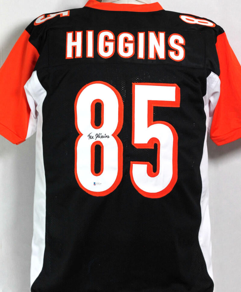 Tee Higgins Autographed Black Pro Style Jersey - Beckett W Auth *8 – The  Jersey Source