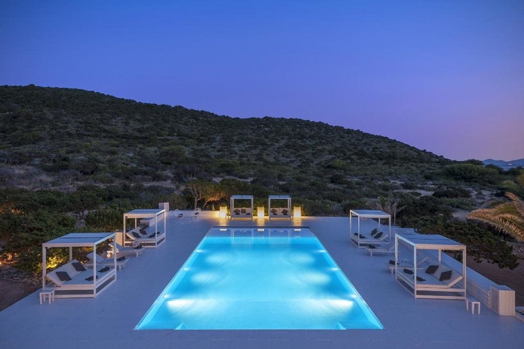 Image of a pool in a resort in the mediterranean