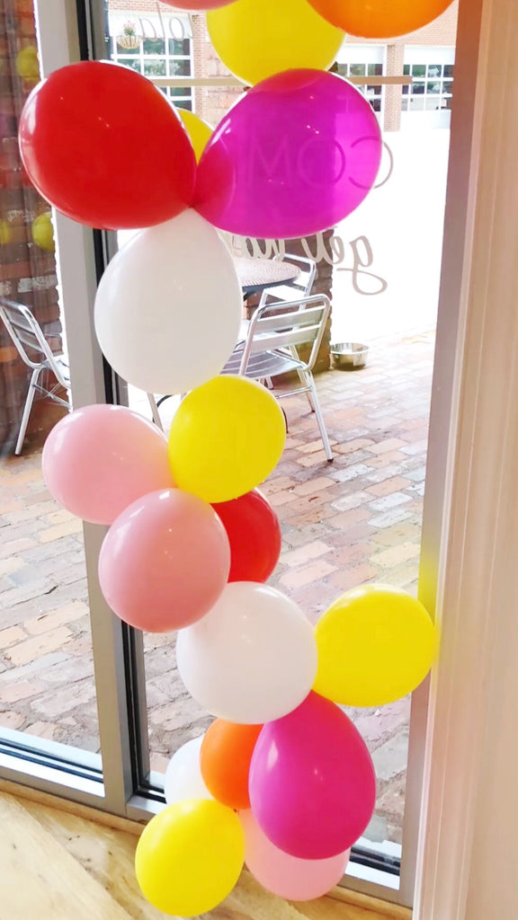 Moon and Lola Balloon Garland DIY Blog Post