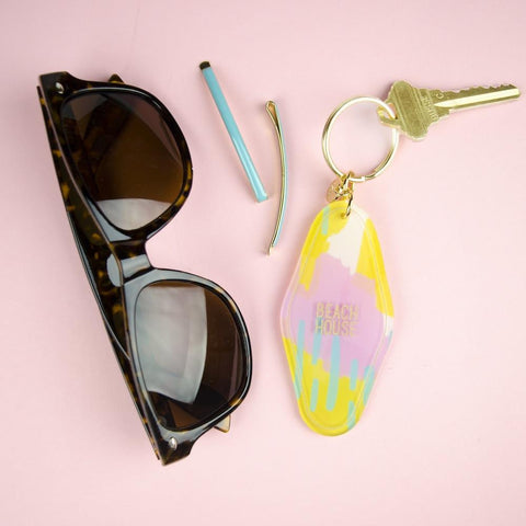 Moon and Lola Beach House Hotel Keychain