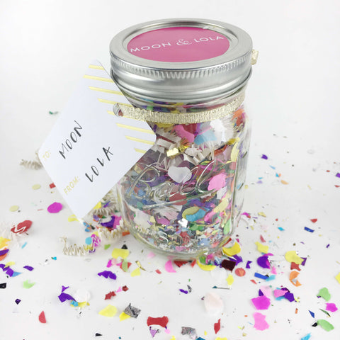 step four to make a surprise e-gift card in a mason jar