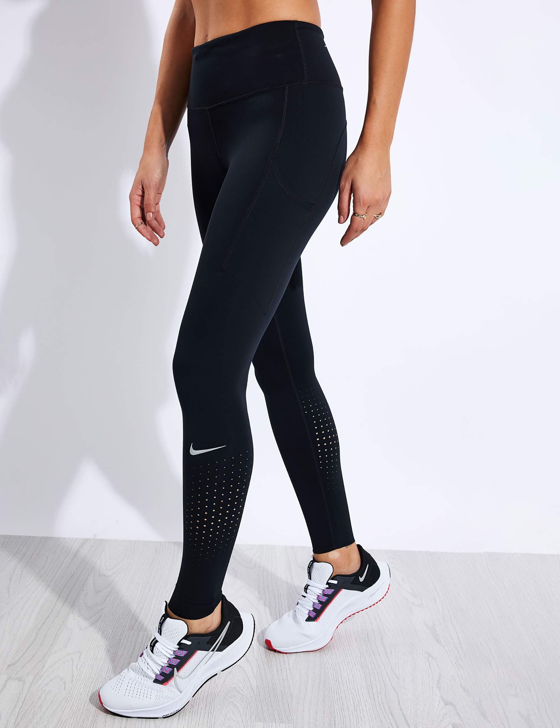 suma borde Situación Nike | Epic Luxe Leggings - Black | The Sports Edit