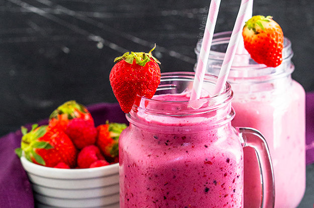 MIXED BERRY AND VANILLA SMOOTHIE