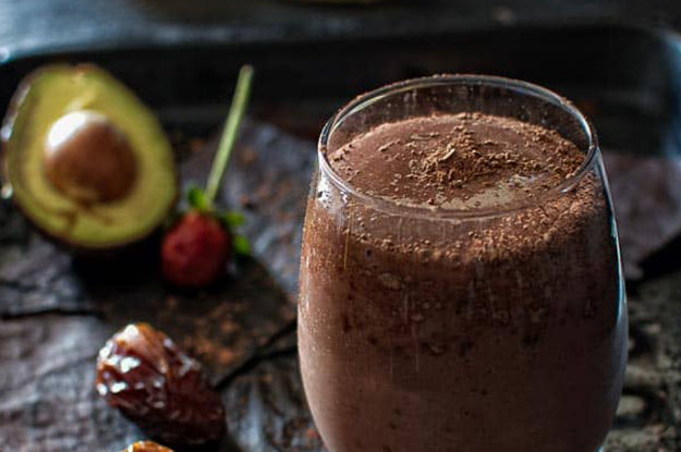 SUPER-ENERGIZING-CHOCOLATE-SMOOTHIE