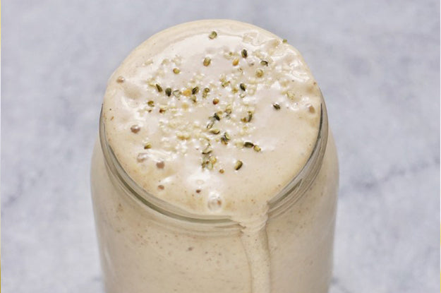 VANILLA OAT PROTEIN SMOOTHIE