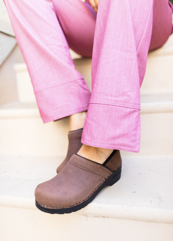 Pro. Textured Antique Brown Clog for nurse