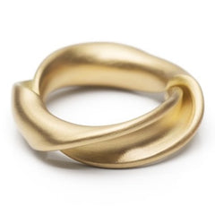 Leen Heyne - The Twist ring made from a single 750 (18K) gold strip.