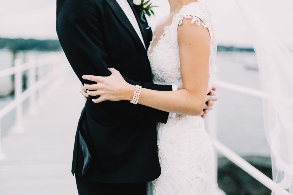 Aubree and Trevor tied the knot at Seawanhaka Yacht Club in Centre Island, New York. Would you like to be featured on #PPRealBride? 