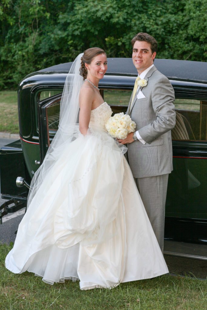 Hartley Gillepsie married Joseph Wendell Wenger Jr. on August 7 at St. Andrew’s Dune Church in Southampton. Would you like to be featured on #PPRealBride?