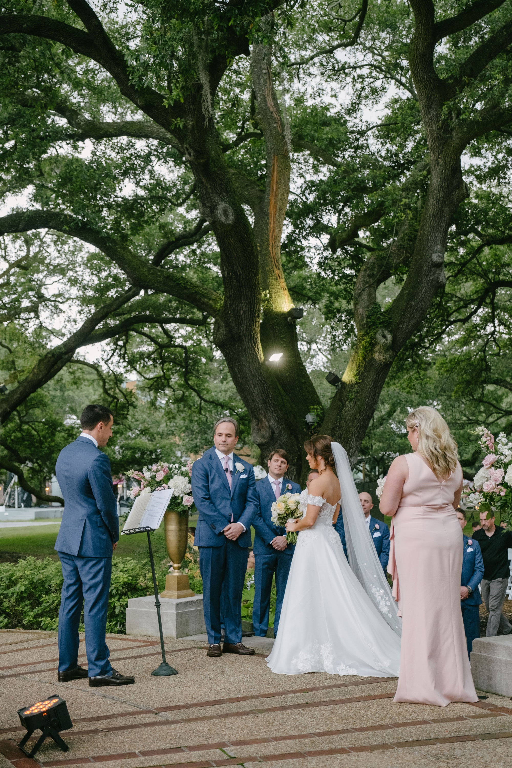 Pickett's Press Wedding Real Bride - These Big Apples turned their Big Day into an unforgettable Big Easy Experience. Try saying that five times fast! The energy of the wedding was at an all-time high and nothing was short of extraordinary traditions.