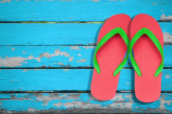 flip flops for every one at the pool party