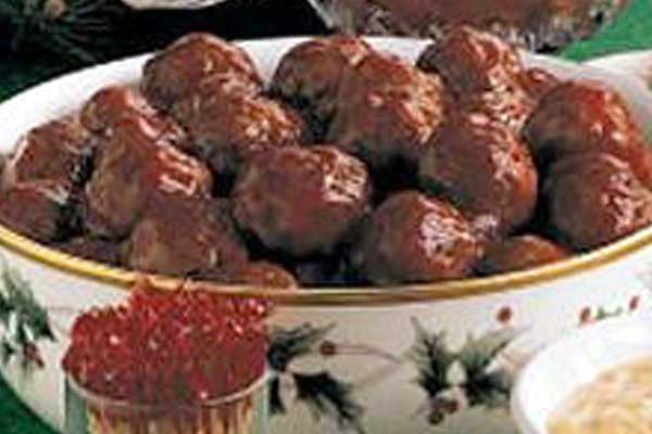 Sylvia's Sweet and Sour Meatballs Recipe