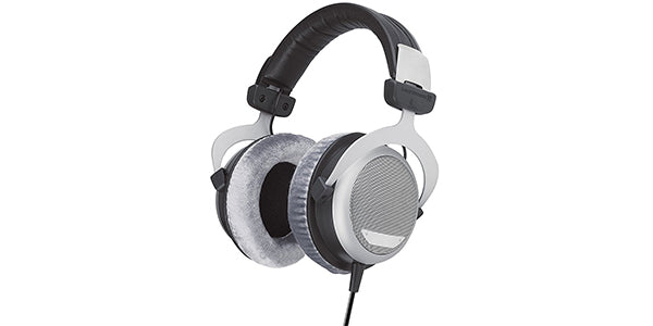 Beyerdynamic DT 880 Over-Ear-Stereo Headphones. Semi-open design, wired, high-end, for the stereo system