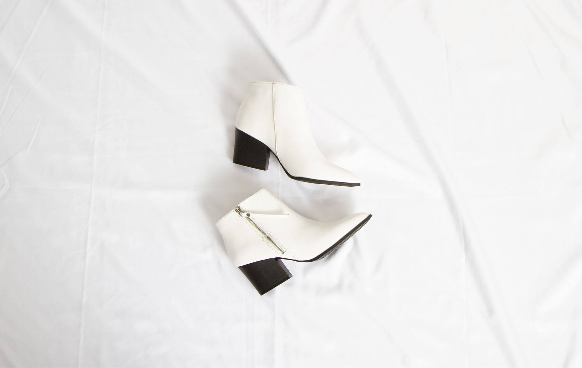 Qupid Shoes Nava Booties in White