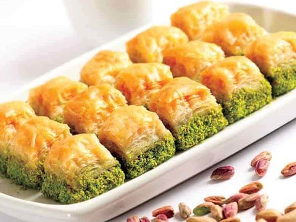 øre overvældende Mere Moda Baklava with Double Pistachio - 1 Lb – Turkish Food Basket
