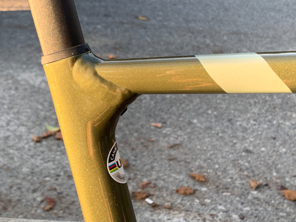 The CAAD13's mega weld has caused a stir on social media, but looks quite a bit better in person. Still, this blob of metal reminds you of just that—this thang's metal. 