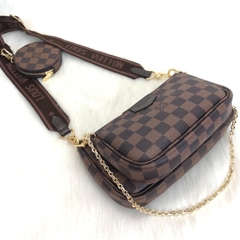 Louis Vuitton Monogram Multi Pochette Accessoires Coin Purse M44813K