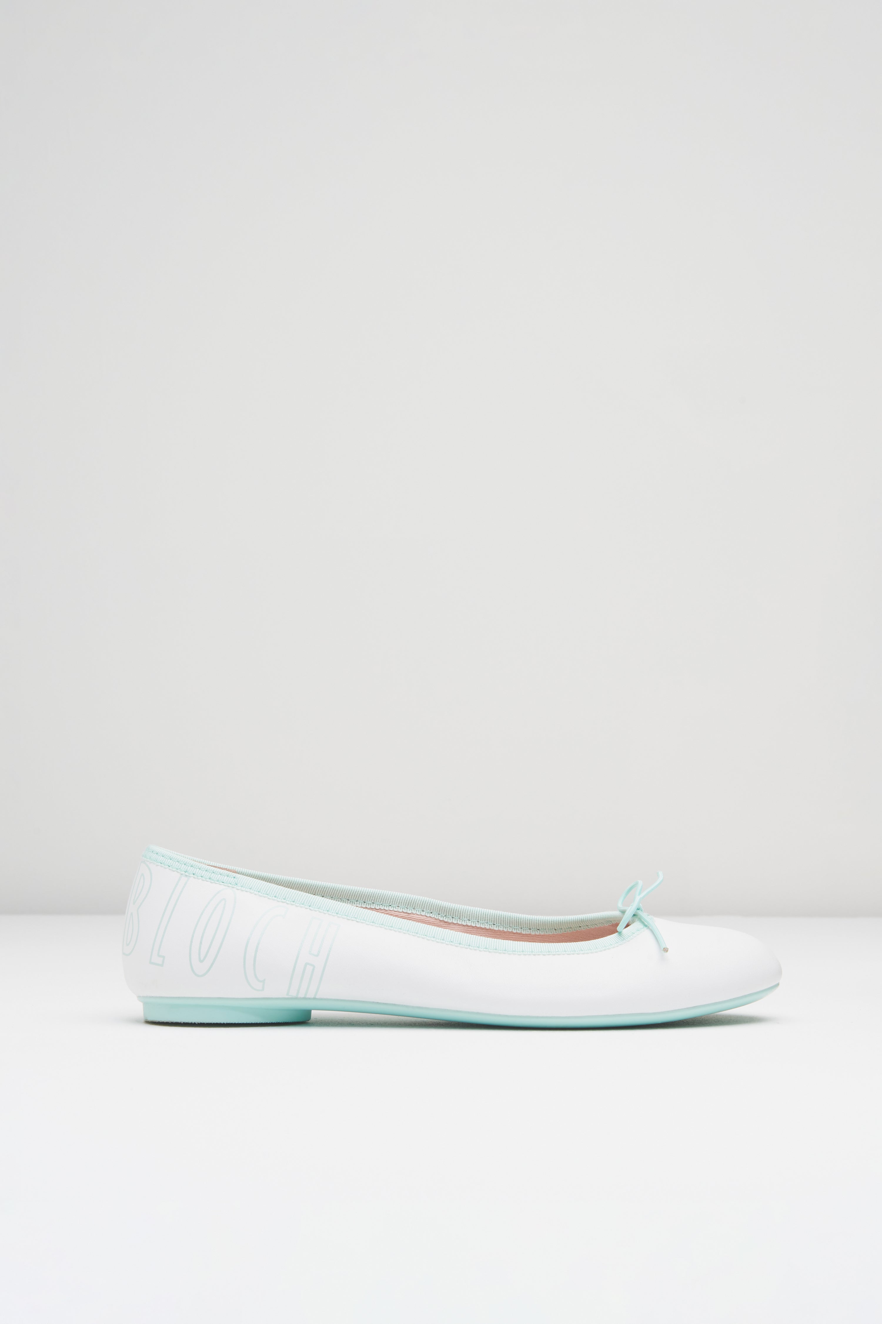 BLOCH Ladies Lyra Ballet Pumps, White Mint Leather