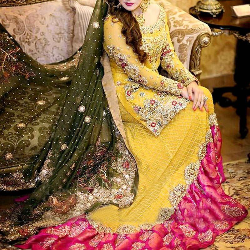 Mehndi Dresses 2023 Pakistani Bridal Mehndi Dresses With Price Online In Pakistan