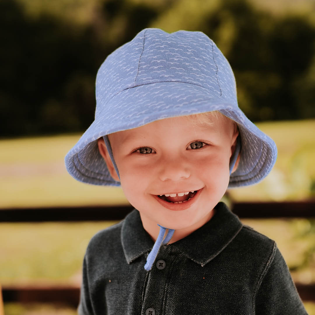 seagull bucket hat