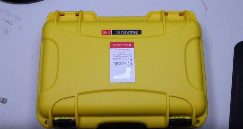 Nanuk 909 Hard Case in Yellow